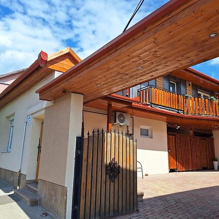 Varfal Apartman II Eger Exterior foto