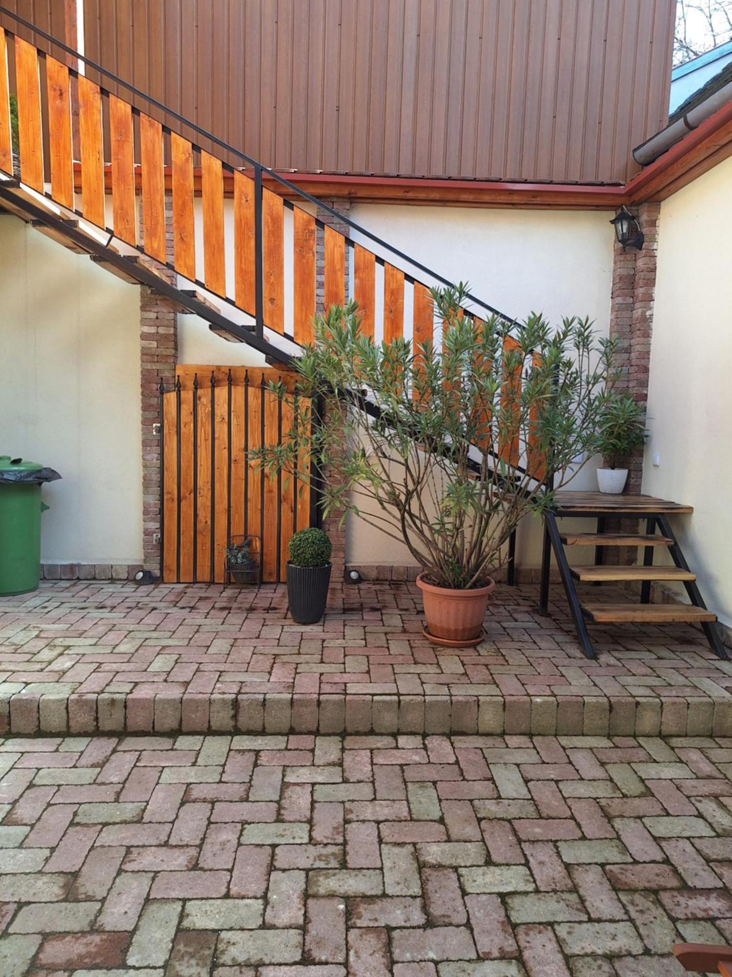 Varfal Apartman II Eger Exterior foto