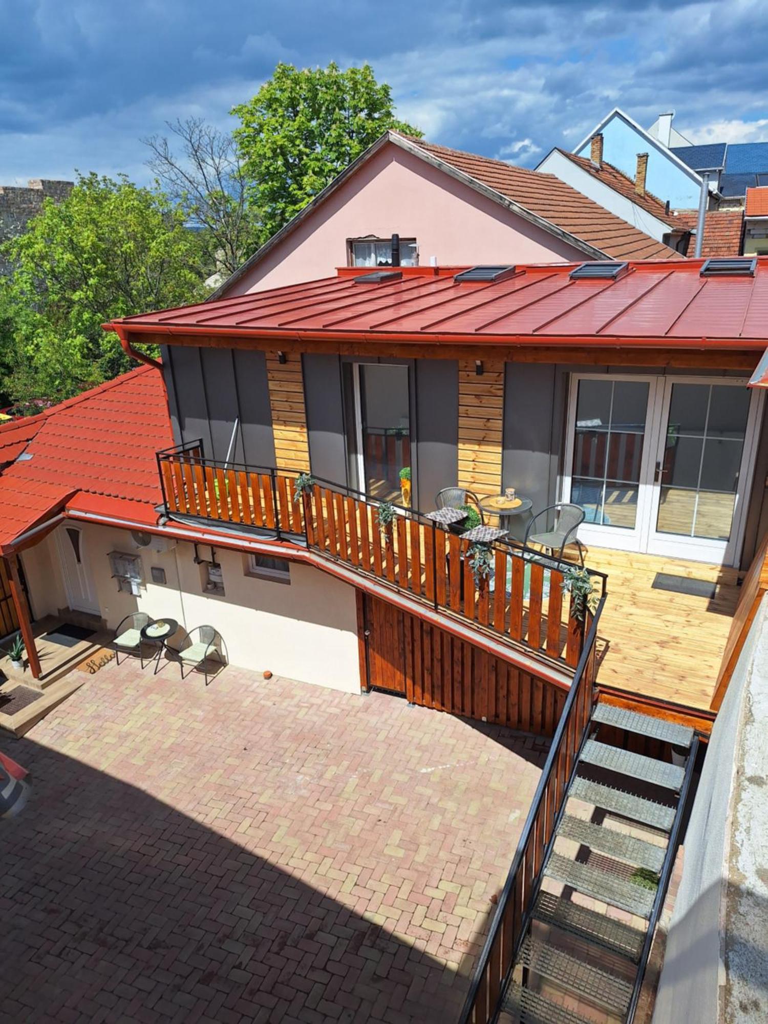 Varfal Apartman II Eger Exterior foto