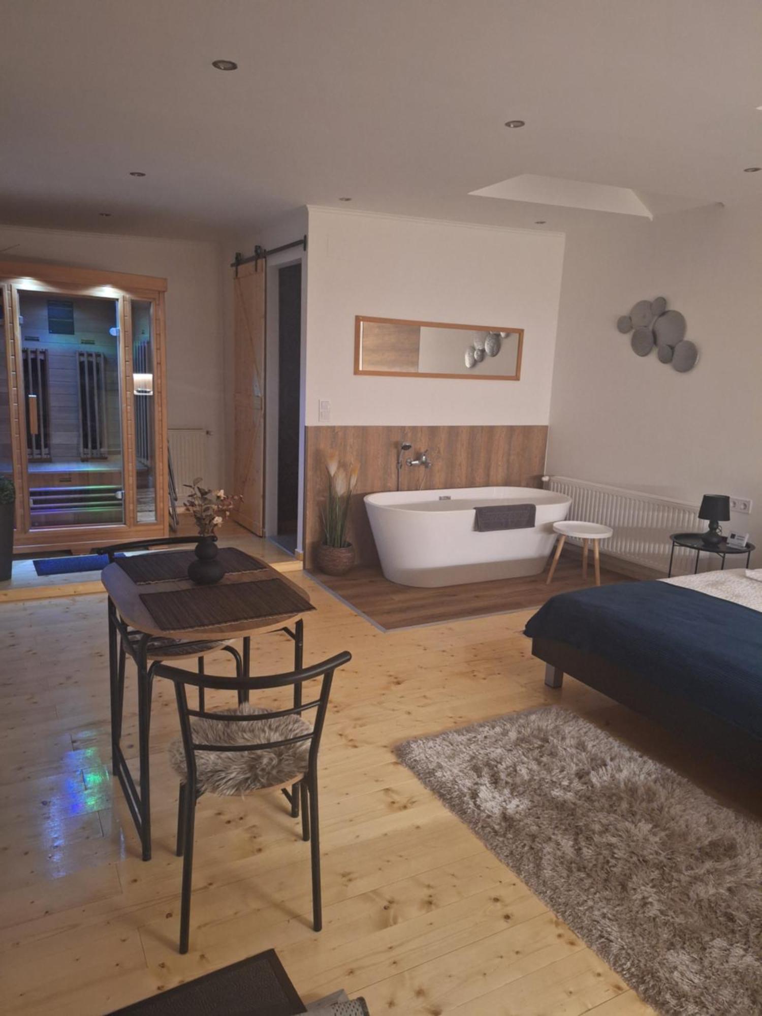 Varfal Apartman II Eger Cameră foto